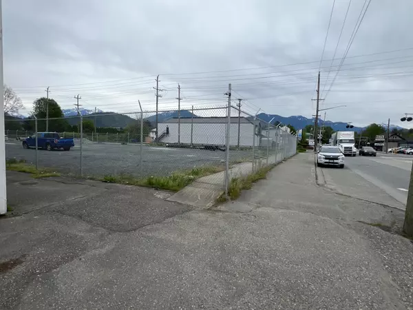 Chilliwack, BC V2R4G4,7164 VEDDER ROAD|Sardis East Vedder