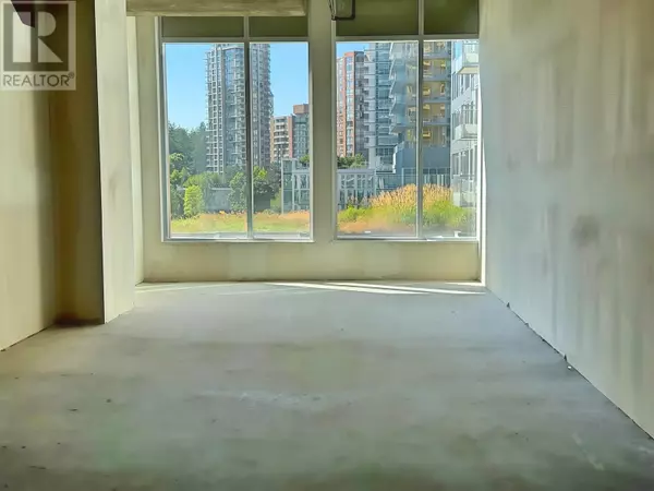 Burnaby, BC V5H0J2,6378 SILVER AVE #427