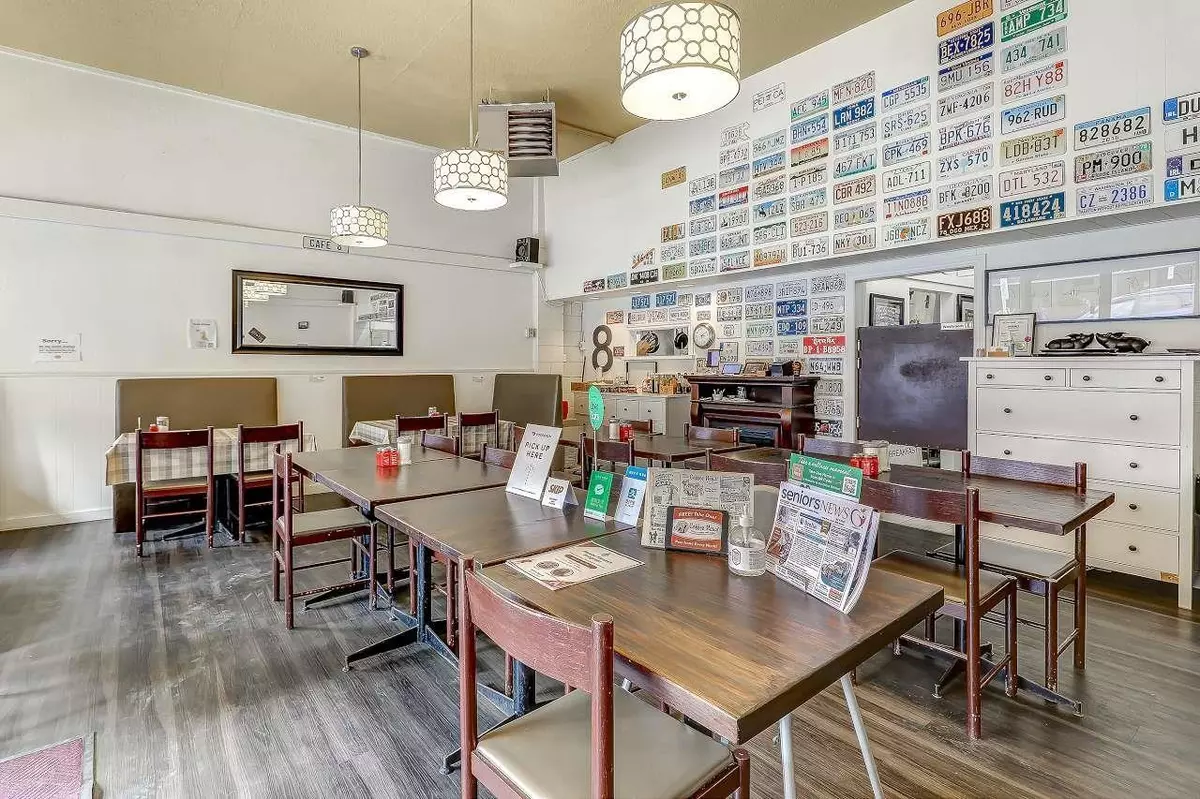 White Rock, BC V4B3Z5,1490 JOHNSTON ROAD