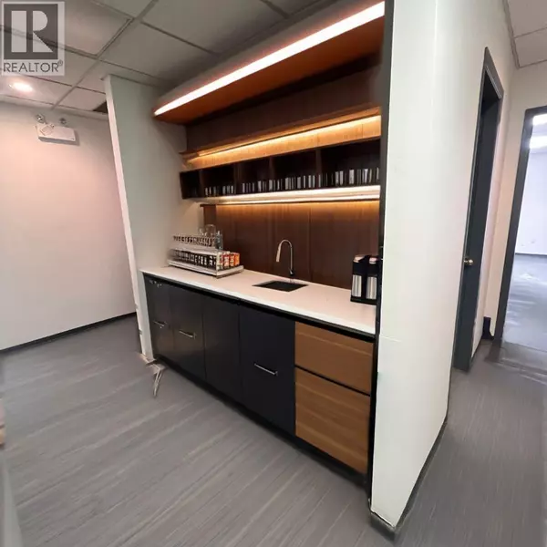 North Vancouver, BC V7P1B3,1305 WELCH ST #113