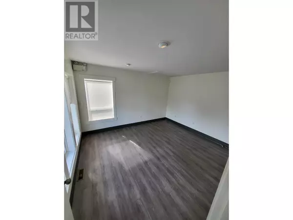 Sechelt, BC V7Z0K1,5762 COWRIE STREET