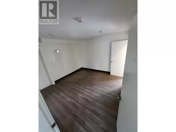 Sechelt, BC V7Z0K1,5762 COWRIE STREET