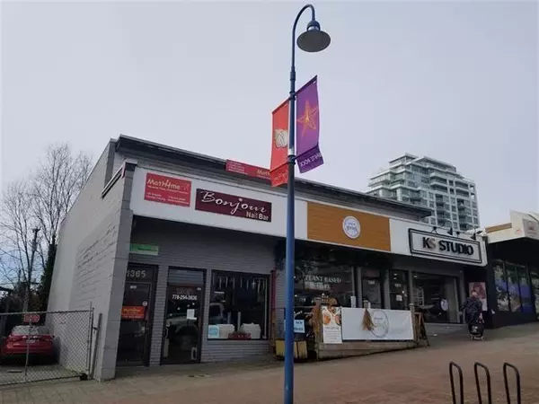 1365 JOHNSTON ROAD, White Rock, BC V4B3Z3