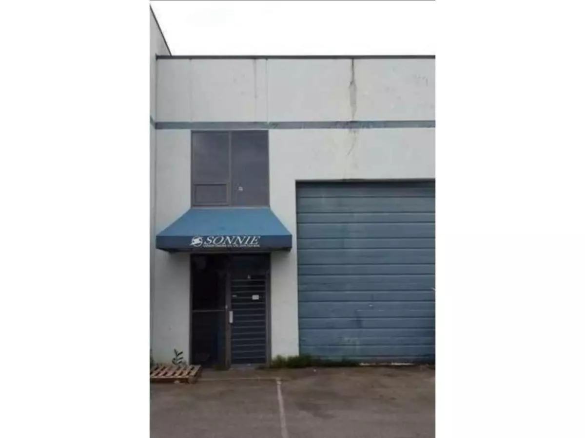 Surrey, BC V3W1J1,13136 84 #7
