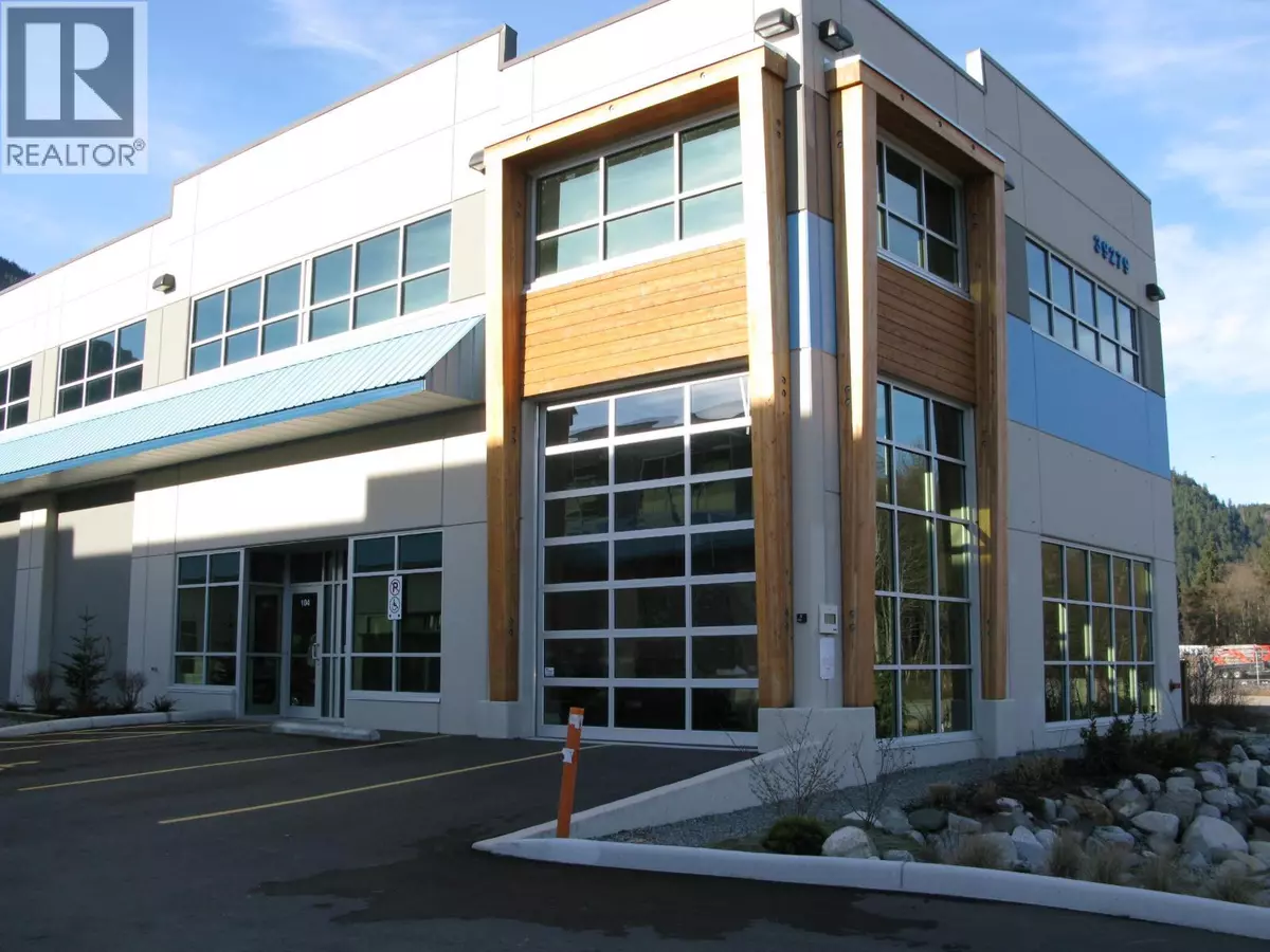 Squamish, BC V8B0T5,39279 QUEENS WAY #110