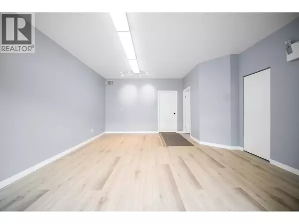 Coquitlam, BC V3K6V2,17 FAWCETT RD #220