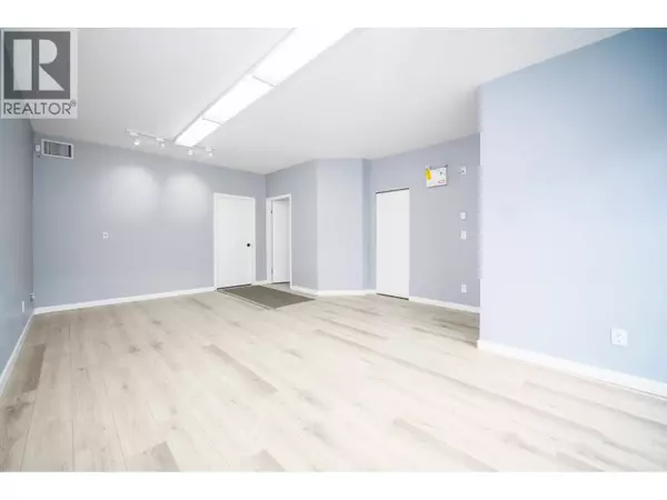 Coquitlam, BC V3K6V2,17 FAWCETT RD #220