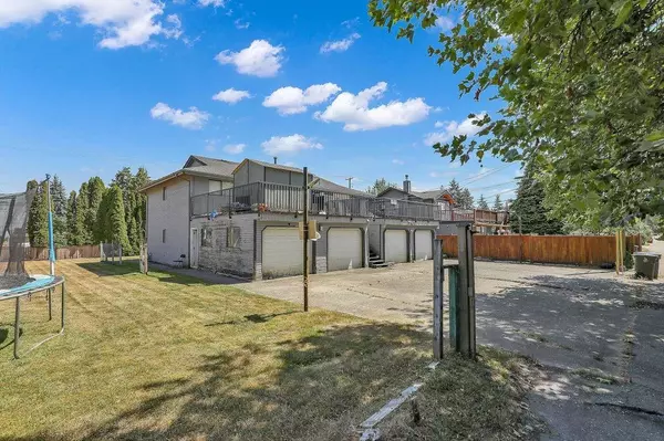 Surrey, BC V3R5Y5,9509 152 STREET