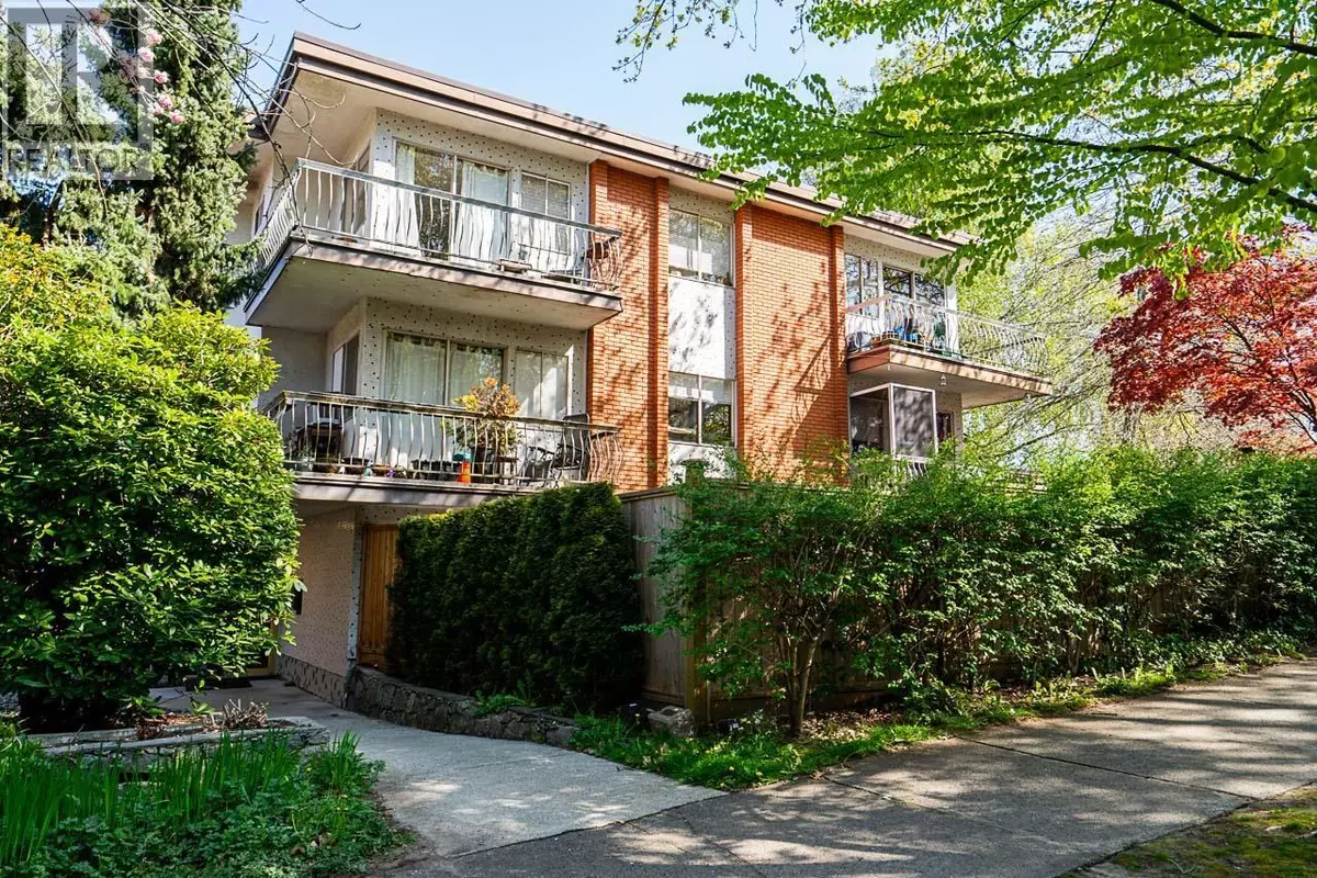 Vancouver, BC V5L1B9,2381 TRINITY STREET