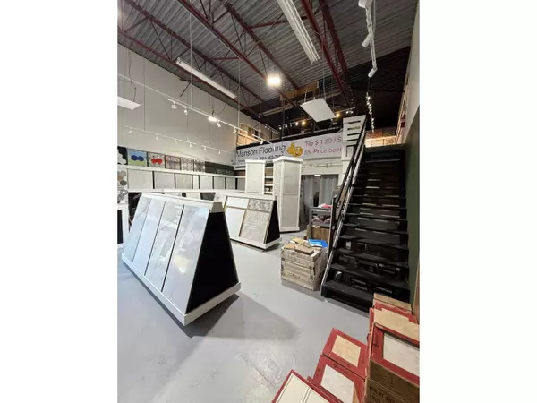 Surrey, BC V3W3E9,12414 82 AVE #130