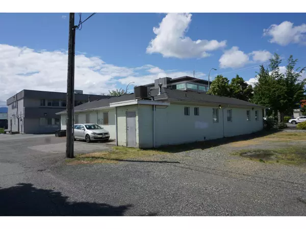 Chilliwack, BC V2P4R6,9072 YOUNG ROAD|Chilliwack Downtown