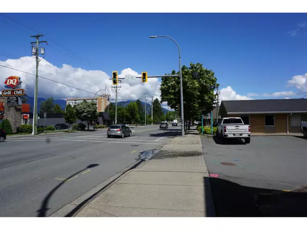 Chilliwack, BC V2P4R6,9072 YOUNG ROAD|Chilliwack Downtown