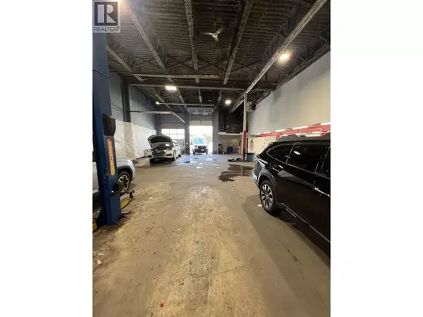 Vancouver, BC V6P3S8,8828 HEATHER ST #112