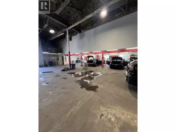 Vancouver, BC V6P3S8,8828 HEATHER ST #112