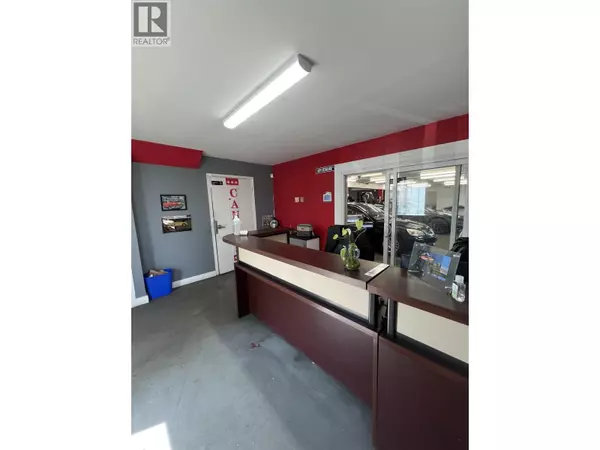 Vancouver, BC V6P3S8,8828 HEATHER ST #111