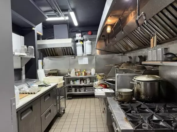 Mission, BC V2V1G3,33082 1ST #A