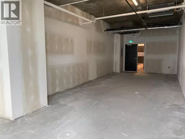 Burnaby, BC V5H0J2,6378 SILVER AVE #533