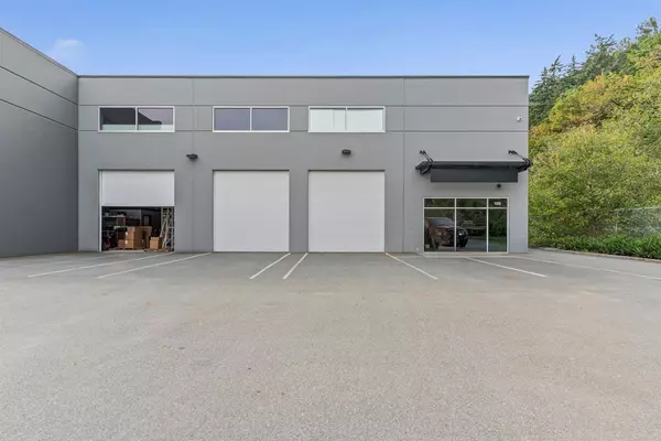 Chilliwack, BC V2R0E6,43923 PROGRESS WAY #A106