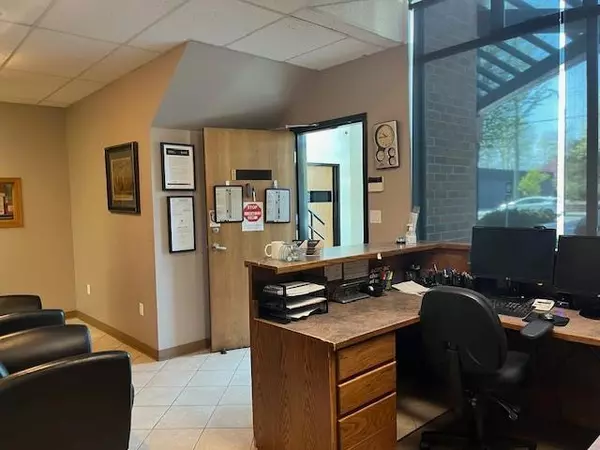 Chilliwack, BC V2P4R5,9094 YOUNG ROAD|Chilliwack Downtown