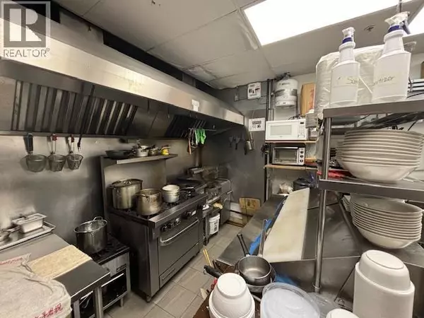 Vancouver, BC V6G2L7,825 DENMAN STREET