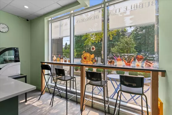 Abbotsford, BC V2S7M9,33677 KING RD #120