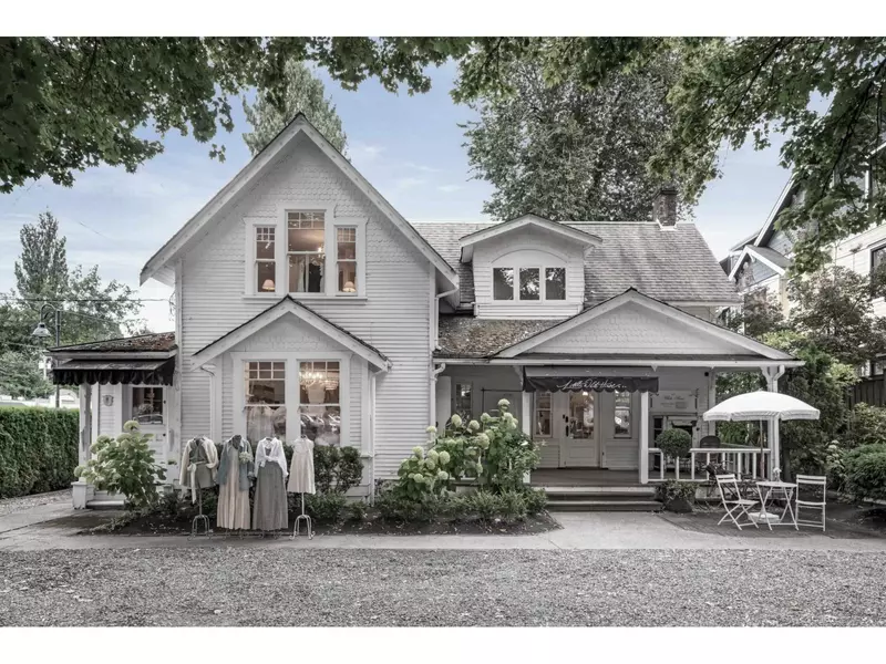 9090 GLOVER ROAD, Langley, BC V1M2R4