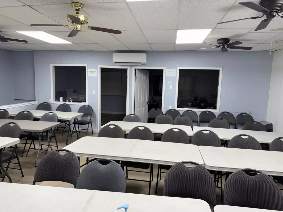 Surrey, BC V3W3E9,12414 82 AVE #U108