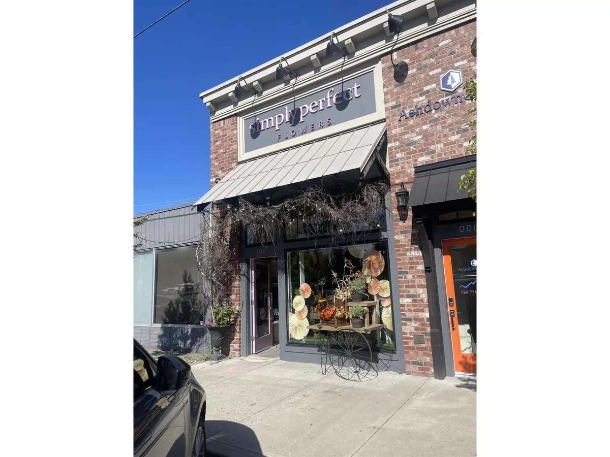 Abbotsford, BC V2S2C1,33721 SOUTH FRASER WAY #101