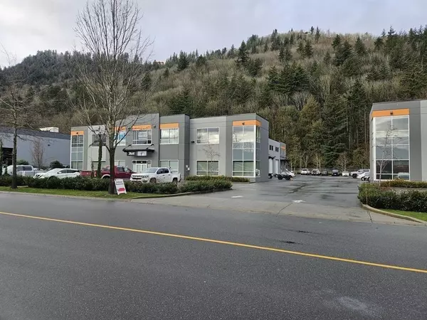 Chilliwack, BC V2R0E6,43923 PROGRESS WAY #A102