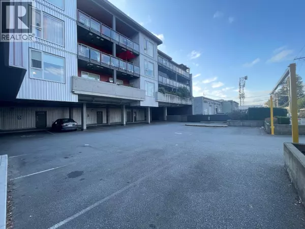 North Vancouver, BC V7P1R5,1209 West 16TH ST #101 & 102