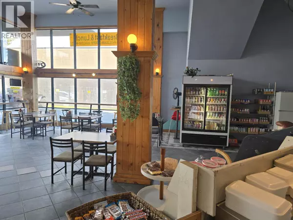 Burnaby, BC V5C5B7,2830 DOUGLAS ROAD