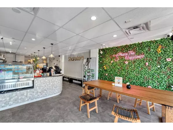 Surrey, BC V4A4N2,1618 152 STREET