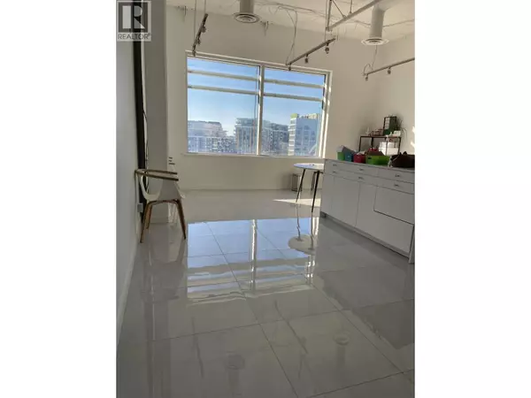 Richmond, BC V6X0S8,8477 BRIDGEPORT RD #915