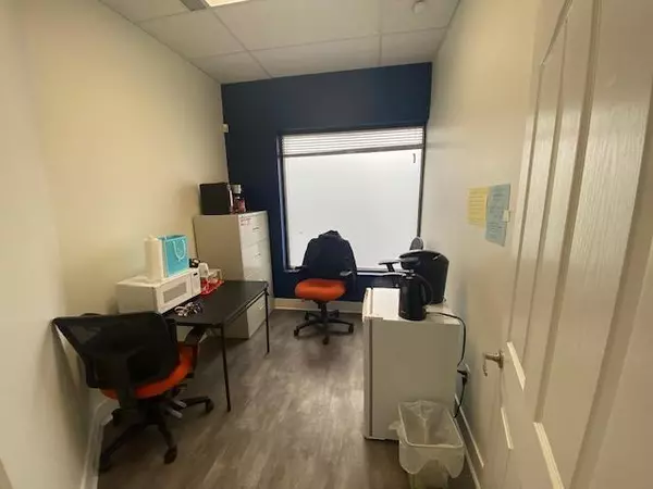 Surrey, BC V3W3N4,8232 120 #118