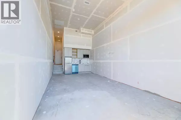 North Vancouver, BC V7L0K1,422 East 3RD ST #104/204