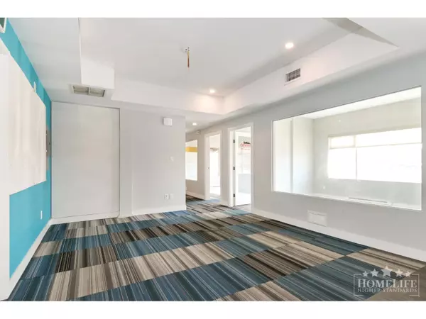 Surrey, BC V3S1C4,17537 56 AVE #2