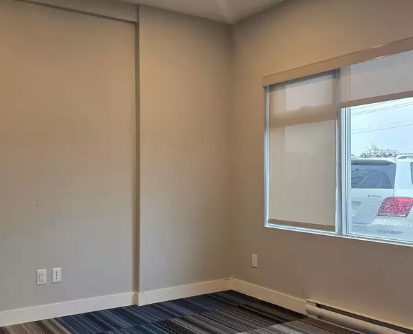 Surrey, BC V3S1C4,17537 56 AVE #1