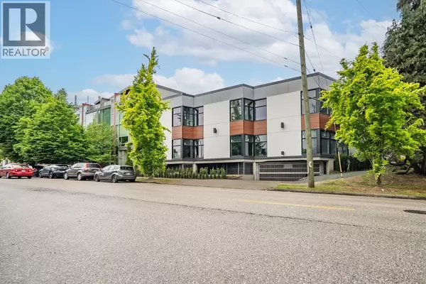 3455 VICTORIA DRIVE, Vancouver, BC V5M4M5