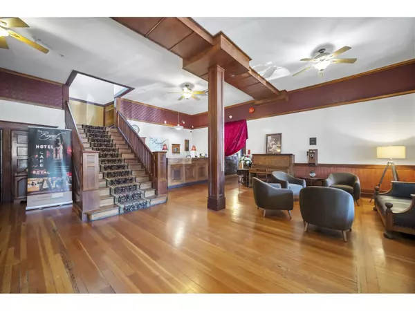 Chilliwack, BC V2P2C7,45886 WELLINGTON AVENUE|Chilliwack Downtown