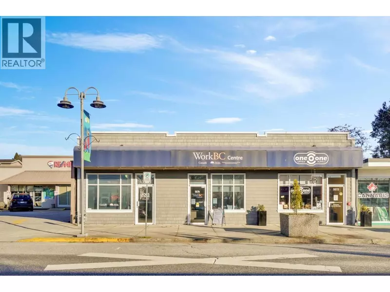 5672 COWRIE STREET, Sechelt, BC V0N3A6