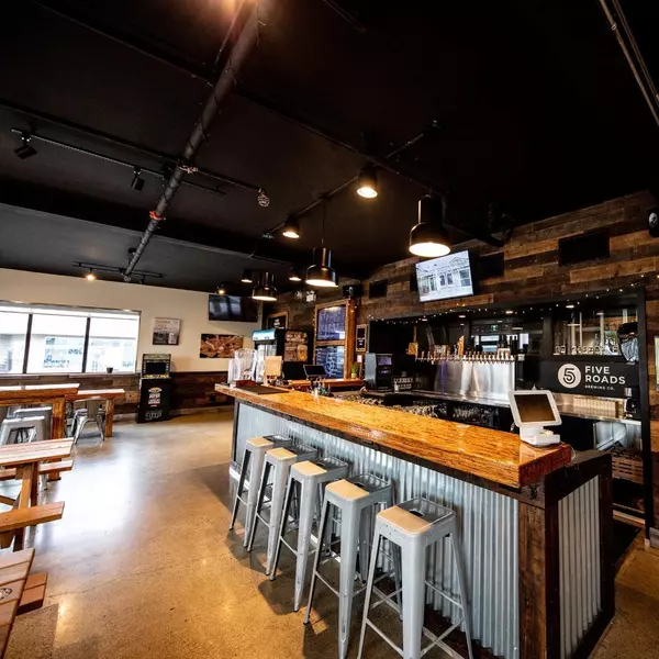 Langley, BC V2Y1N1,6263 202 STREET