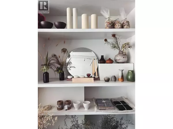 Vancouver, BC V5P3R9,1525 W 6TH AVENUE