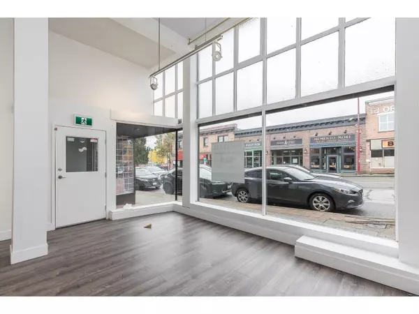 Abbotsford, BC V2S2H1,33779 ESSENDENE AVE #1