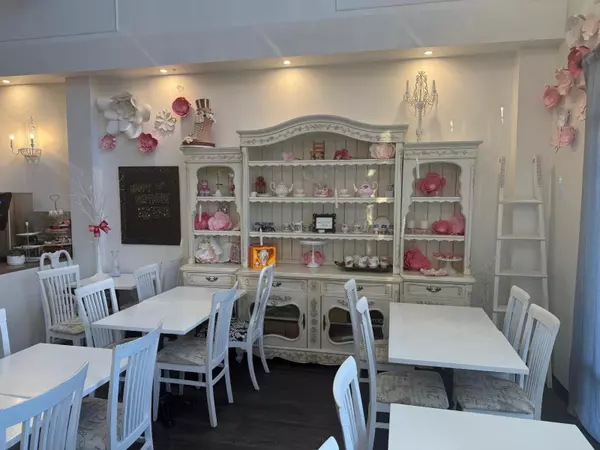 Surrey, BC V3S6K1,19289 LANGLEY BYP #107