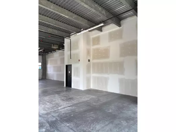 Langley, BC V3A3Y2,19975 56 AVE #106