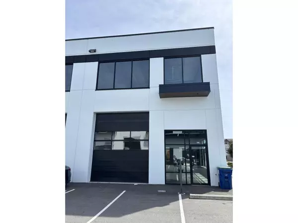 19975 56 #106, Langley, BC V3A3Y2