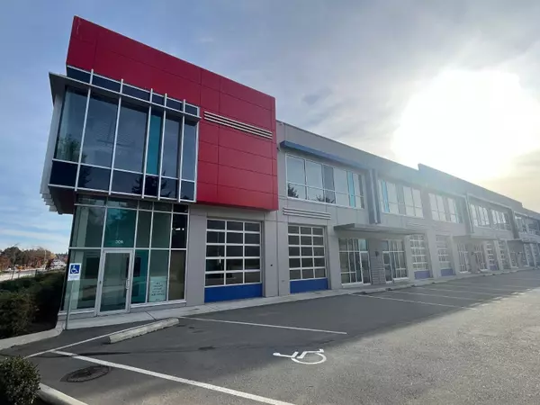 Surrey, BC V3S0B4,17280 HEATHER #305