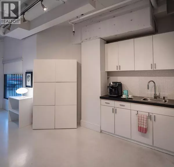 Vancouver, BC V5T3J9,526 KINGSWAY