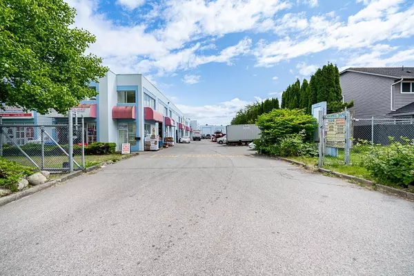 Surrey, BC V3W0N2,12318 84 AVE #24