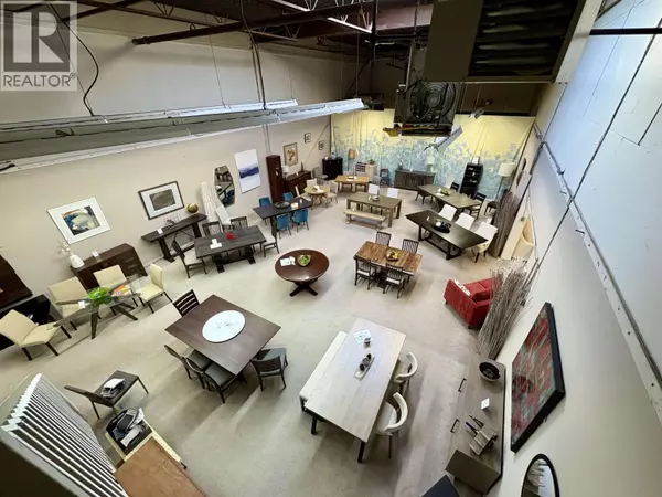 Coquitlam, BC V3B5E2,1100 LANSDOWNE DR #D,E,F